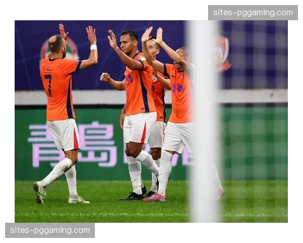 青岛海牛坚持高压逼抢战术 即便身处困境也不龟缩后场